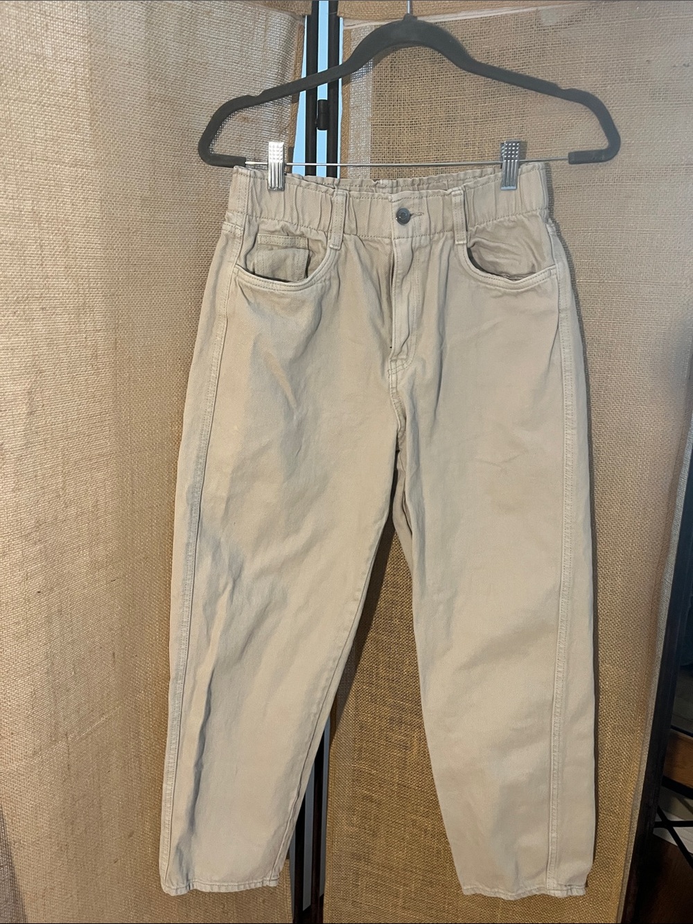 H&M Beige Cropped Ankle Jeans